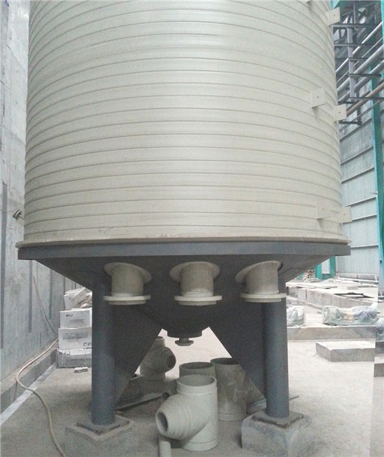 興隆防腐設(shè)備-儲(chǔ)罐（一）